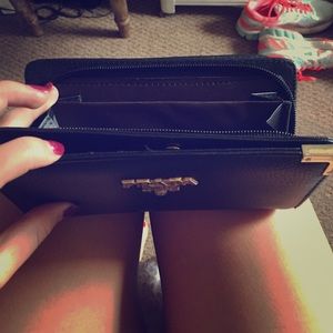 Black Leather Wallet!