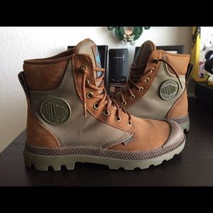 Palladium Pampa sport cuff WPN W8.5