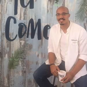 Meet your Posher, Jonathan