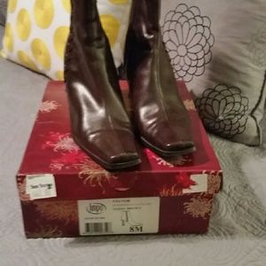 Ladies Boots