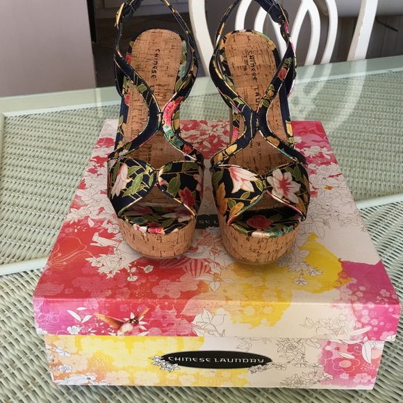 Navy Floral Wedges