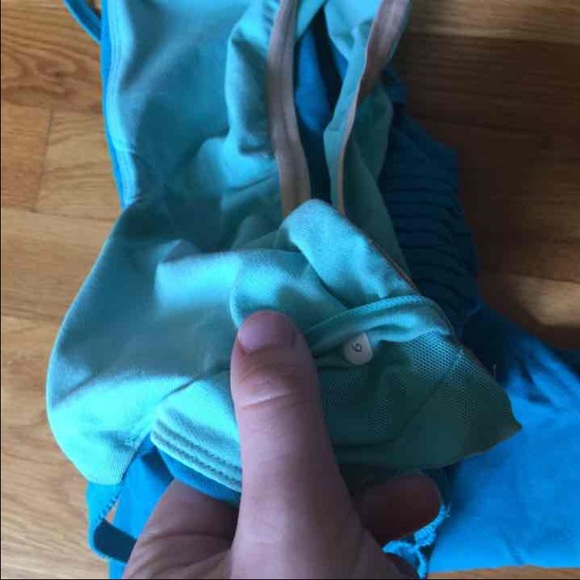 Teal Lululemon tank - Picture 3 of 3