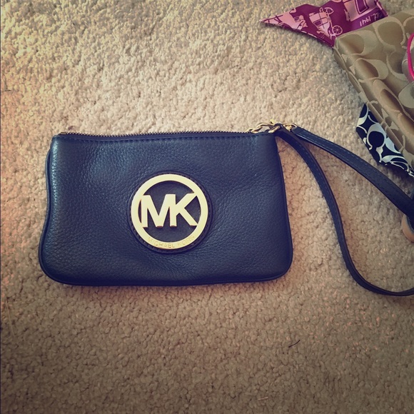 Authentic Navy Michael Kors wristlet