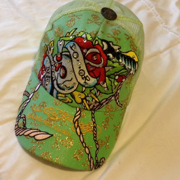 Ed hardy hat