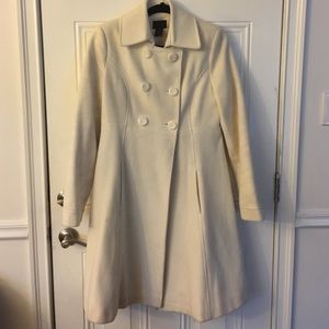 Gorgeous Off-White Coat