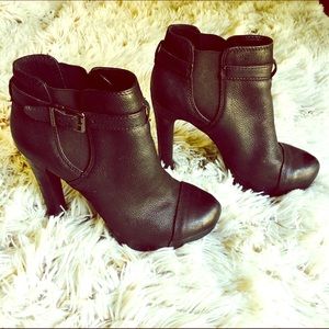 GIANNI BINI BLACK LEATHER BOOTIES