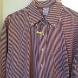 Brooks Brothers burgundy and white stripe 17-34