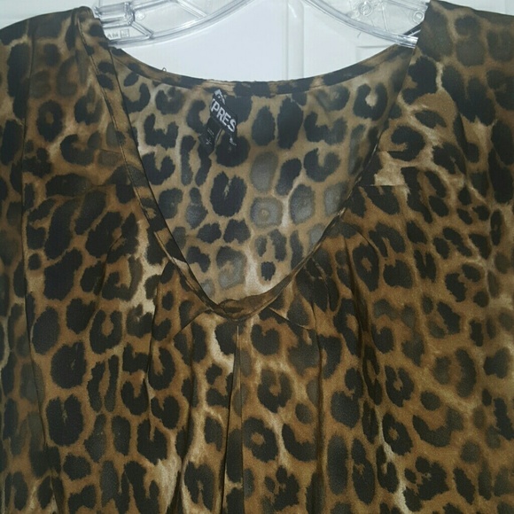 Express Leopard Blouse - Picture 2 of 4