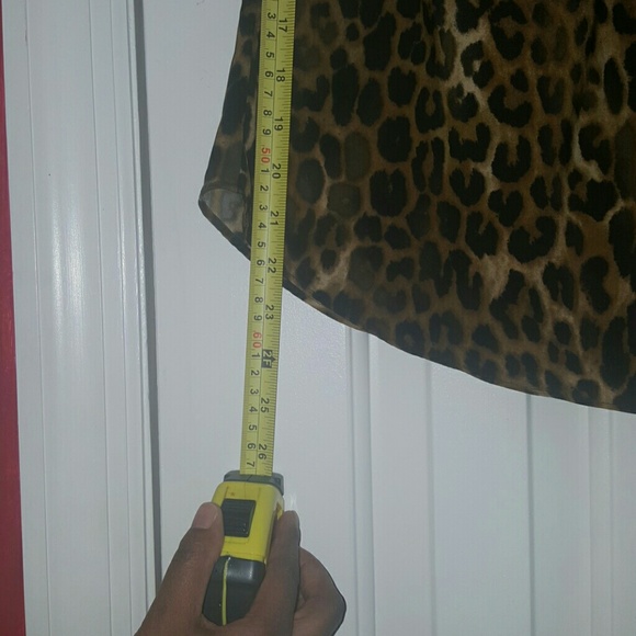 Express Leopard Blouse - Picture 4 of 4