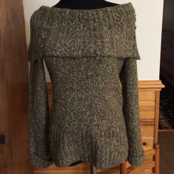 Caslon Small Tweed Green Sweater