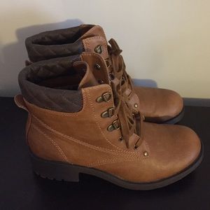 White Mountain Racket brown bootie 7