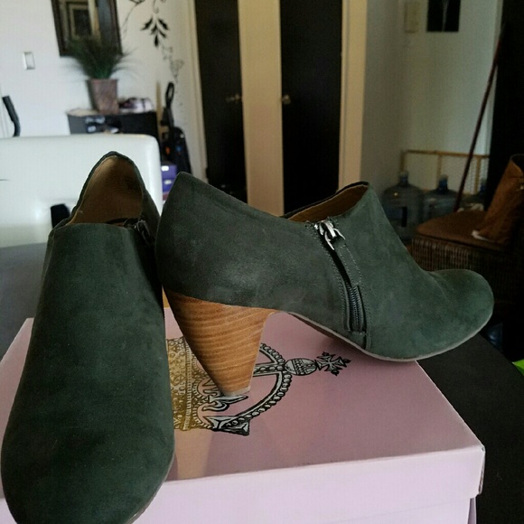 Bootie - Picture 2 of 2