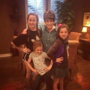 Meet your Posher, Gay