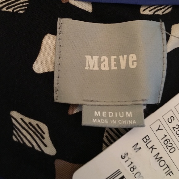 Dress - Picture 4 of 4