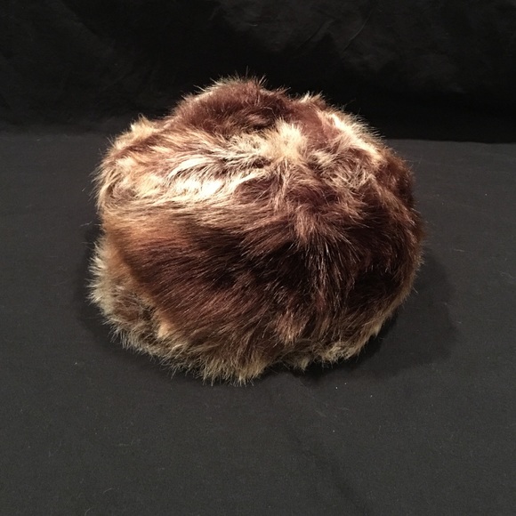 Donna Salyers' Fabulous Furs Hat
