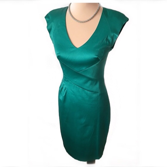 BLACK HALO sz 10 Jagger Dress with lace back - Picture 4 of 4