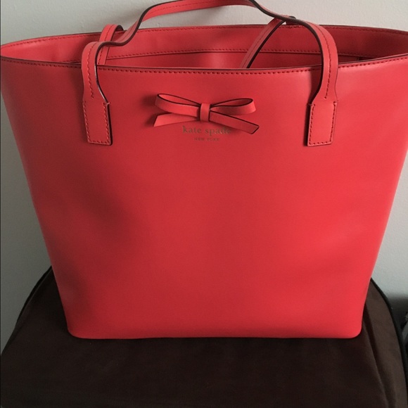 Kate Spade tote with bow