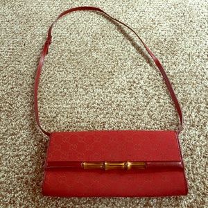 Authentic GUCCI cross body clutch!!!