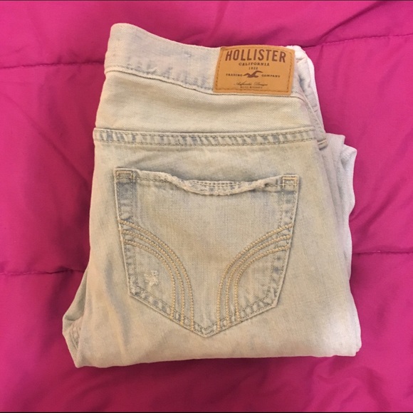 hollister high waisted skinny ripped jeans
