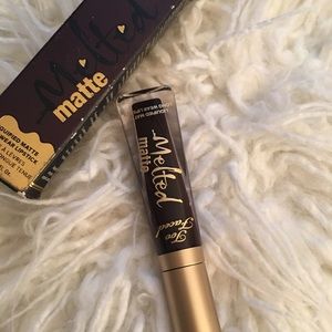 Too faced Matte Lipstick, Evil Twin