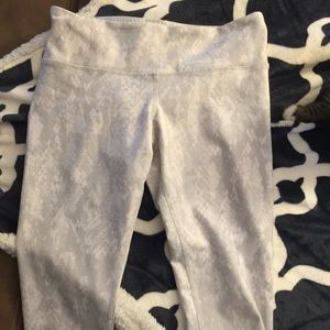 Alo White Python pattern