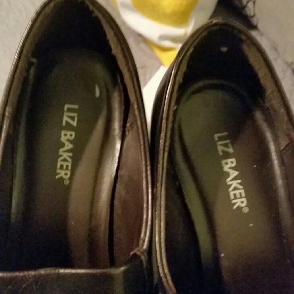 Shoes - Picture 3 of 4