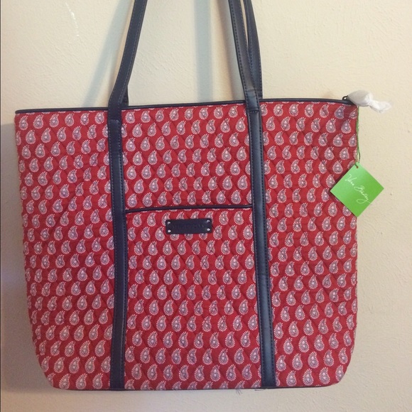 BRAND NEW adorable paisley Vera Bradley!