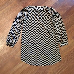 Everly chevron zig zag tunic size small