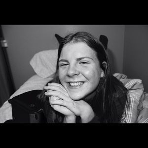 Meet your Posher, Abby