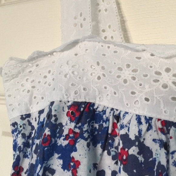 H&M Flower Tank - Picture 2 of 2