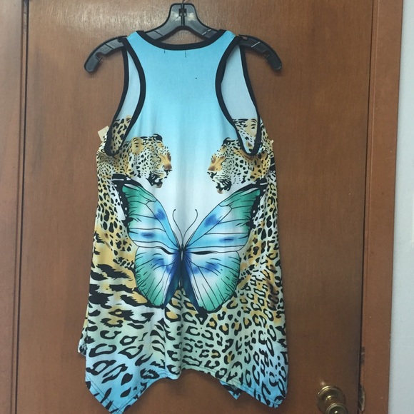 Top - Picture 2 of 3