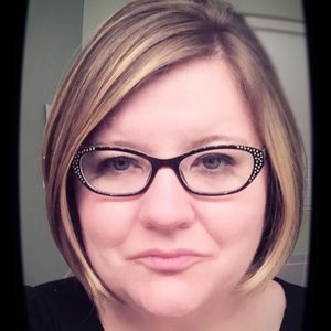 Meet your Posher, Kelli