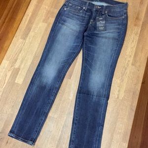 Charlie Skinny Size 4 Jeans
