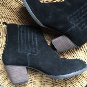Black Genuine Suede Ankle Boots Size US 9