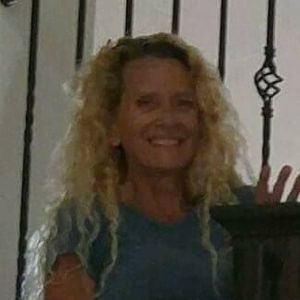 Meet your Posher, Rhonda