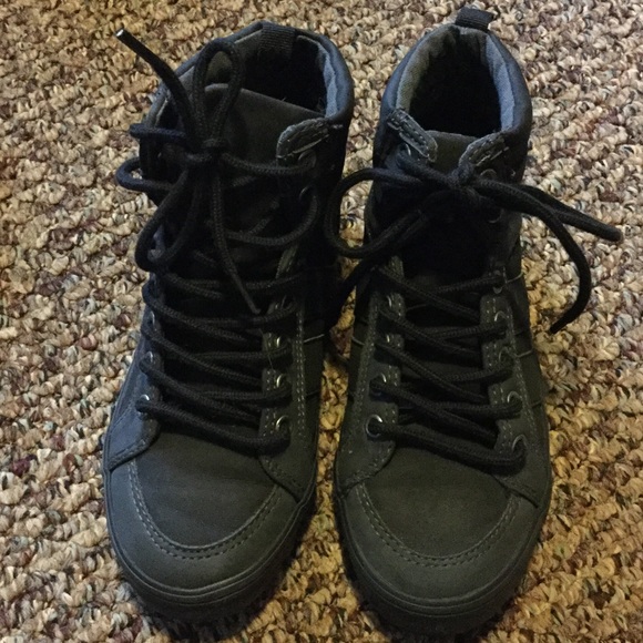 Boys high tops