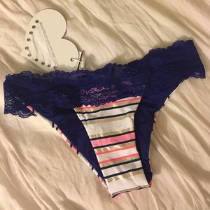 *NWT* Beach Bunny "A Shore Thing" Bottom