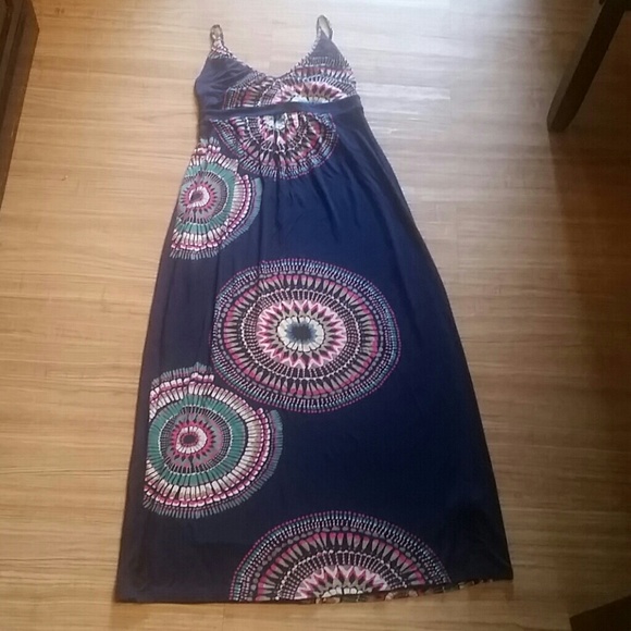 Beautiful maternity maxi dress