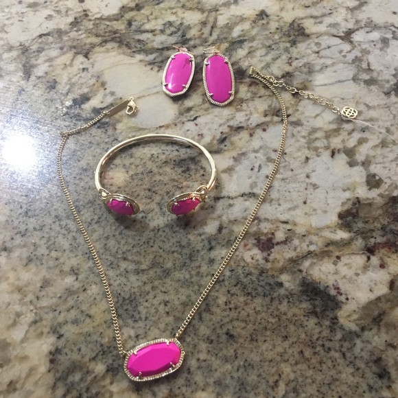 Kendra Scott set