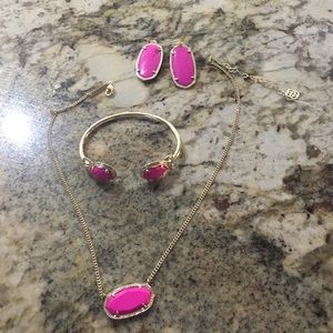 Kendra Scott set
