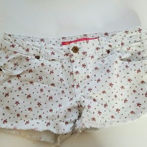 Flower shorts