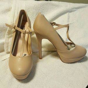 Beige platform heels. Ordered 2 pair, and never