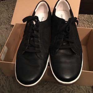 Cole Haan men's black sneakers size 11.5