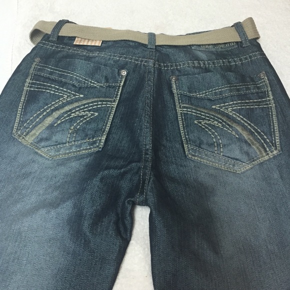 Jeans - Picture 2 of 4
