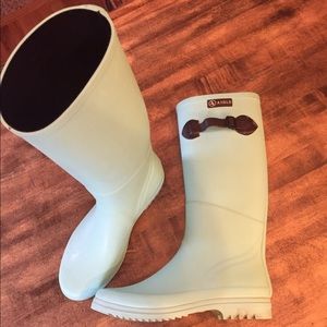 RARE Tiffany blue Aigle rain boots!