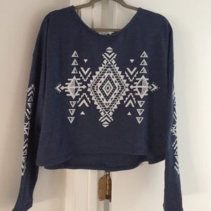 Navy blue Aeropostale cropped sweater