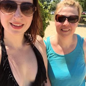 Meet your Posher, Elsie