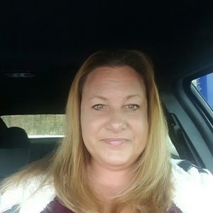 Meet your Posher, Becky