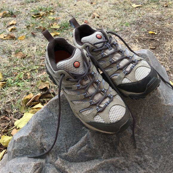 Merrell Women's Moab Waterproof hiking boots