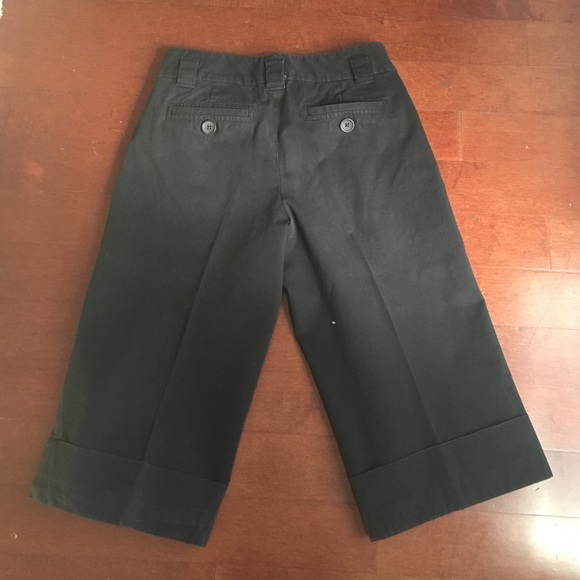 Capri shorts - Picture 2 of 2